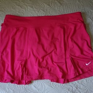 NIKE DRYFIT SKIRT